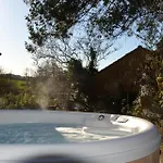 Lägenhet Loft Nr Bath & With Hot Tub *