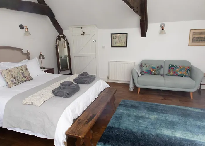 Appartamento Loft Nr Bath & With Hot Tub